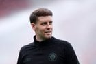 [Fabrizio Romano] "Brighton hat Kontakt mit St. Pauli für den 31-jährigen Trainer Fabian Hürzeler aufgenommen! Nach positiven Gesprächen mit Hürzeler über Projekt, Vertragsdetails und mehr laufen die Verhandlungen über die Ablöse. Hürzeler ist klarer Favorit auf die Nachfolge von De Zerbi."