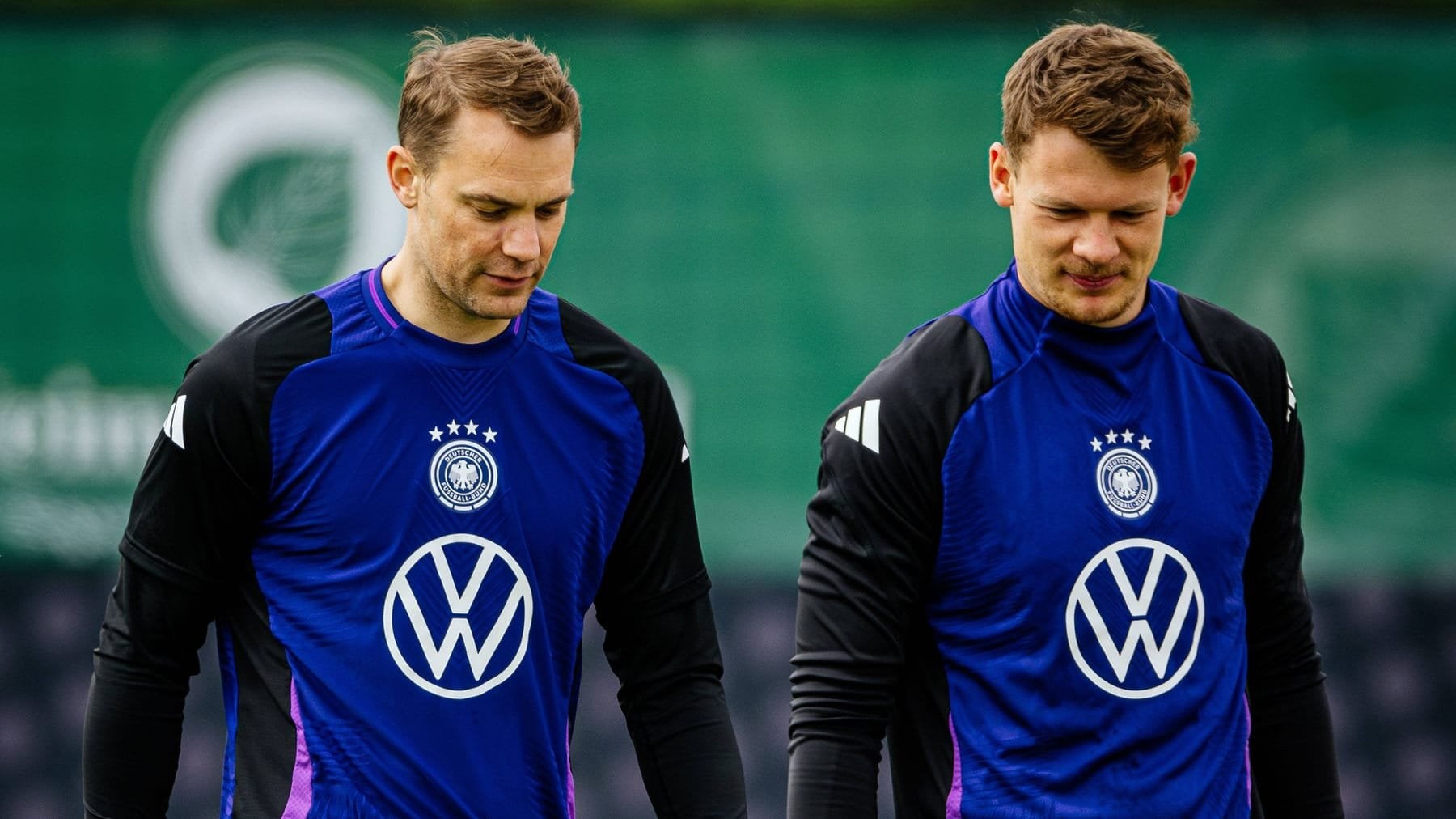 Nübel über Bayern-Wechsel: "Die Leute mögen von einem verlorenen Jahr sprechen. Ich habe dort nichts verloren. Auf dem Niveau trainieren zu können, hat mich weitergebracht. Egal, von welcher Bundesliga-Mannschaft du als Torwart zum FC Bayern wechselst: Du machst auf jeden Fall einen Sprung."