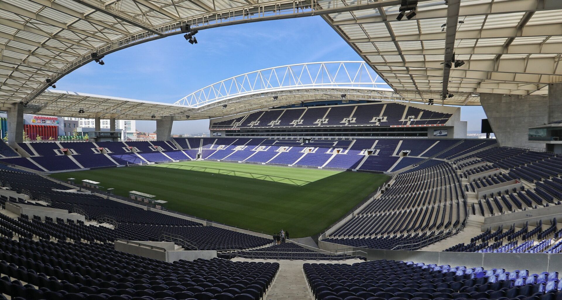 Empresa processa SAD do FC Porto e reclama dívida superior a 130 mil euros