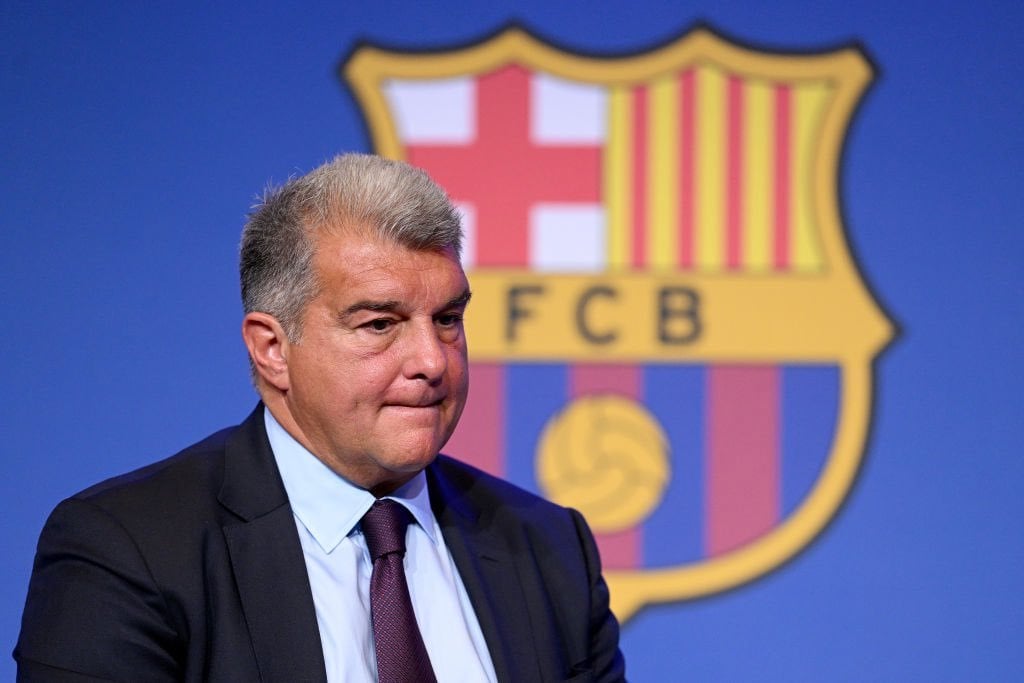 Barça president Laporta: “As Barça fan, it’s not good news to see Mbappé to Real Madrid”. “But to be honest, I prefer our strategy to trust a project with players produced and made in La Masia”. “I respect our rivals but I keep our Philosophy”