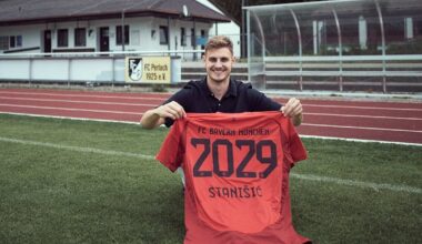 FC Bayern und Josip Stanišić verlängern bis 2029