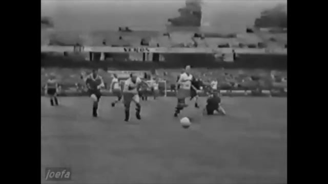 70 years ago today in 1954 - How Real Madrid and Uruguay legend Jose Santamaria defended vs. Czechoslovakia at the World Cup