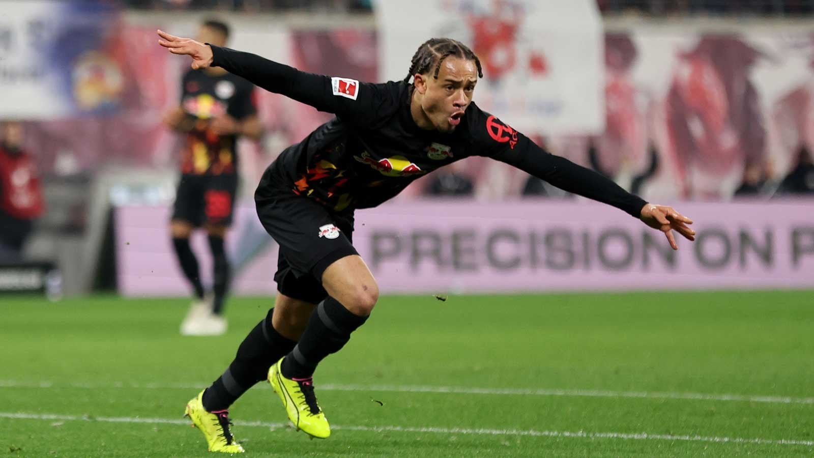 Max Eberl erneut federführend? FC Bayern München intensiviert offenbar Bemühungen um Supertalent Xavi Simons