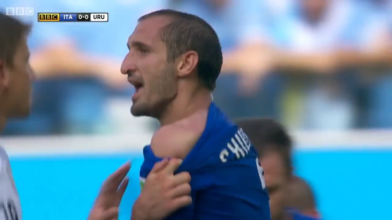 10 years ago today, Luis Suárez bites Giorgio Chiellini in Italy-Uruguay at the 2014 World Cup. Suárez was later handed a 4 month ban from all football activity