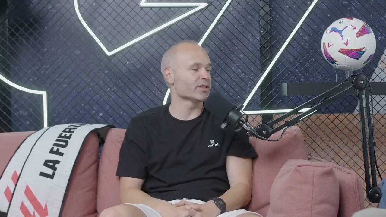 [La Liga] Andrés Iniesta on the UCL semi-finals games vs Chelsea 15 years ago: "Everyone talks about Tom Henning Øvrebø in the 2nd leg at Stamford Bidge, but no one talks about the 1st leg at Camp Nou. There were several things that didn't go in Barcelona's favor over 2 legs & no one remembers them"