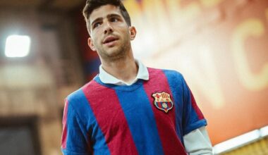[Fabrizio Romano] Sergi Roberto situation at Barça will be clarified in the next days, with chances to part ways. After verbal agreement on new deal under Xavi, Barcelona are now taking their time also due to Financial Fair Play situation. Final decision expected soon.