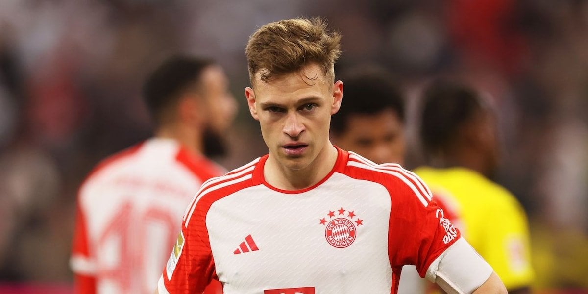 Unter Tränen spricht Kimmich über Impf-Debatte und macht Bayern schwere Vorwürfe: "Ein Kumpel sagte mir, dass weniger Menschen gestorben wären, wenn ich mich hätte impfen lassen. Das ist brutal. Wenn du da keine Familie hast, dann kann's zerbrechlich werden."