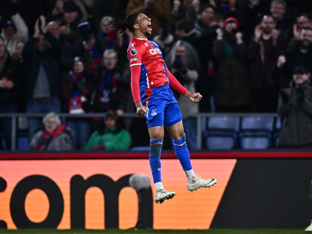 Michael Olise to FC Bayern is a done deal. Total agreement with Crystal Palace has been reached. Bayern will pay around €60m. Contract probably until 2029 [@Plettigoal]