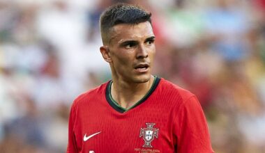 Negotiations between Bayern and Fulham for João Palhinha are 'open, correct and constructive', and both parties are moving closer together. Bayern's idea is to pay 'significantly less' than the €65m fee that was agreed last summer [@FrankLinkesch, @kicker]