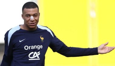 [NOS] Mbappé wants to play against the Netherlands and will try out his mask on the last training session before the game