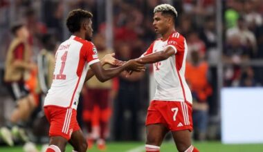 While Kingsley Coman is considering leaving Bayern, Serge Gnabry wants to stay and convince Vincent Kompany. Gnabry is not speaking to other clubs