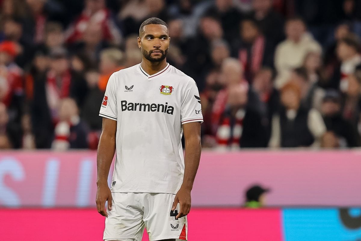 Bayer Leverkusen are now willing to sell Jonathan Tah. Bayern and Leverkusen are moving closer together. Negotiations are now progressing positively. Simon Rolfes and Max Eberl are working towards an agreement. Tah only wants Bayern. Bayern's plan is to offer €20-25m [@Plettigoal]