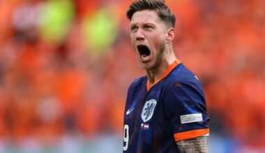 [Romano] Talks between Wout Weghorst and Ajax on personal terms are already very advanced, all parties are confident to make the deal happen. Negotiations to follow with Burnley but Ajax are now increasingly optimistic to bring Weghorst at the club.