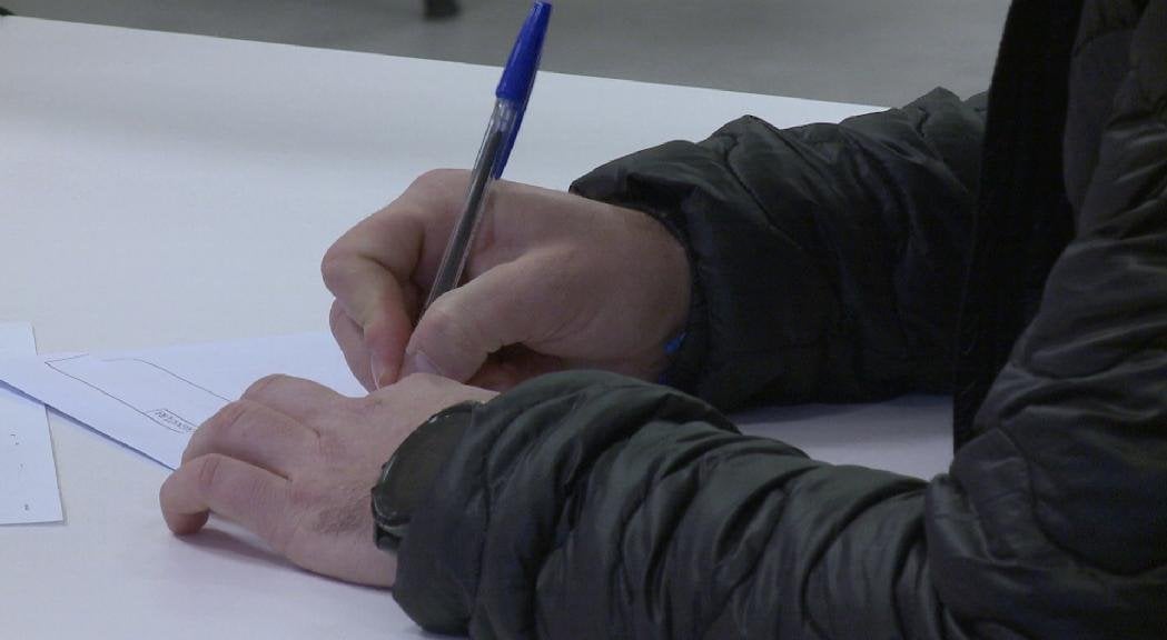 Demanda per establir un mínim de participació en el referèndum de l'acord d'associació