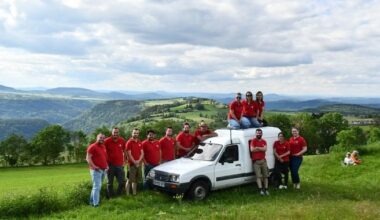 Insolite - Le comité des fêtes de cette commune de Haute-Loire organise une tombola avec... un C15 à gagner !