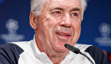 Carlo Ancelotti: “I already told Toni Kroos… if he changes his mind, maybe in the next months, just one phone call and we start again!”.