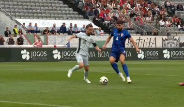 Gvardiol clears off Bernardo Silva's shot in front of goal