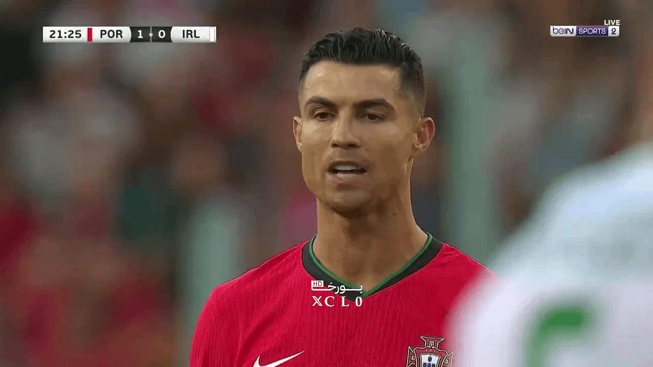 O que é que o Ronaldo está a dizer?