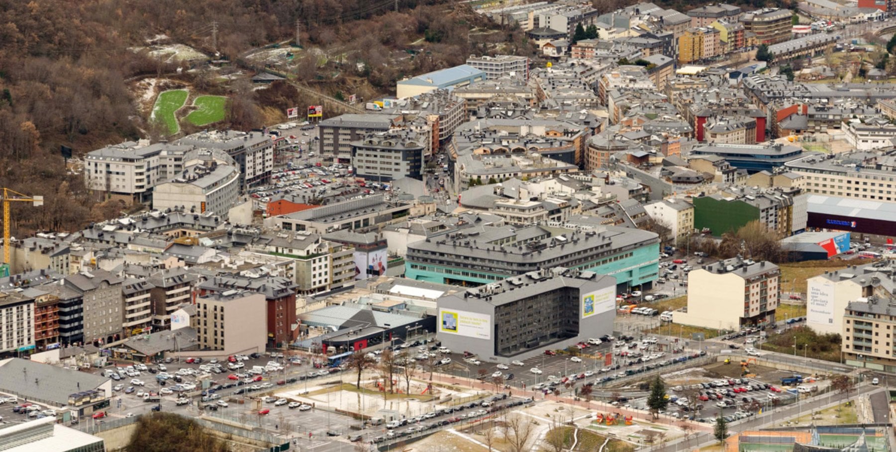 Els contractistes d'obra avisen que les mesures dels comuns disminuiran els pisos disponibles i apujaran els preus