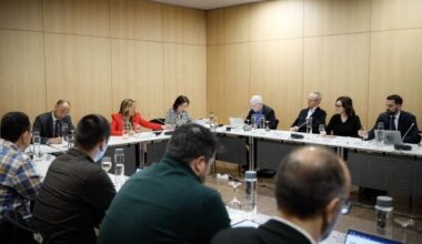 L'USdA considera que la reforma de les lleis laborals és 'imprescindible' i la CEA s'obre a analitzar-la