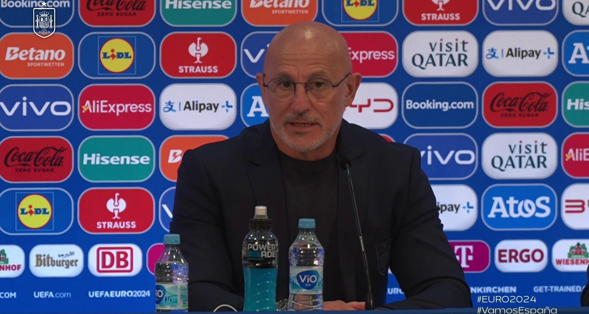 "Continuo a pensar que não há uma seleção melhor que a nossa", diz o selecionador espanhol Luis de la Fuente.