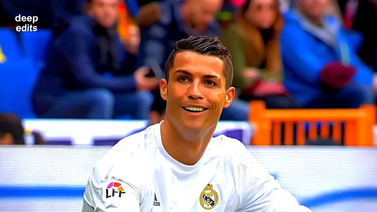 On this day 15 years ago, Real Madrid signed Cristiano Ronaldo from Manchester United. The greatest signing ever. A match made in heaven. 🤍👑🐐