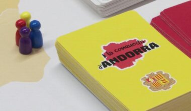 Els estudiants del Lycée creen un joc de taula