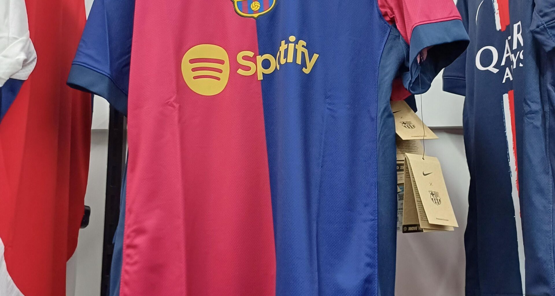 New kit looks fire
