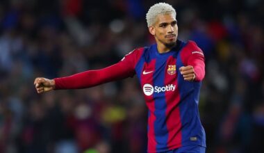 Ronald Araújo on his future: “I'm very well, I'm calm. I have a contract until 2026”. “My representatives will meet the club, but right now I’m focused on the national team”.