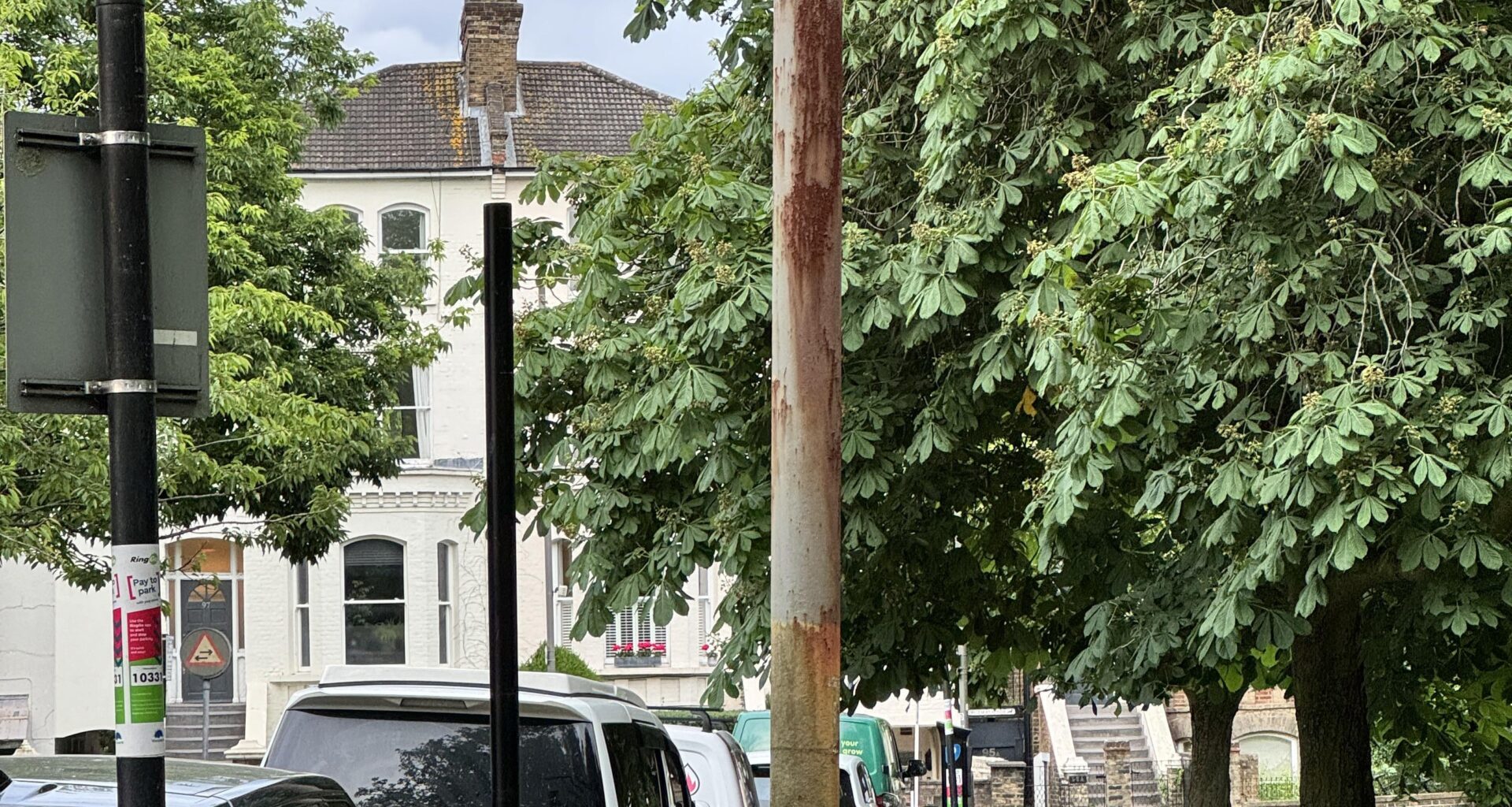 What’s this? I see them everywhere. Is it something to do with the underground?