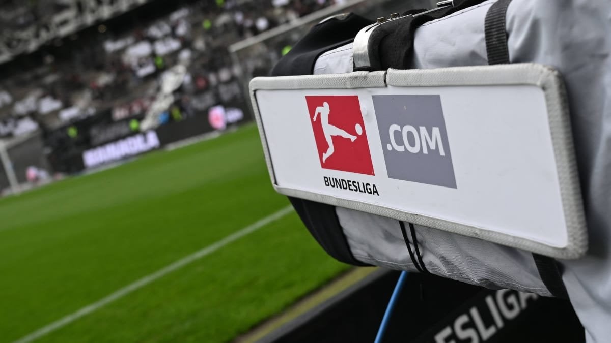 Streit mit DAZN: FC Bayern fordert Antworten von der DFL