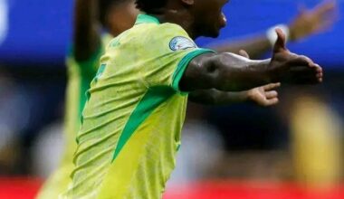 Vinicius Junior has scored 3 goals from 31 matches with Brazil. He has not scored for more than a year. The last goal Vini scored was from a penalty kick in a friendly match vs Guinea (18th June 2023). He has not scored in an official match since his goal vs South Korea in the Qatar 2022 World Cup.