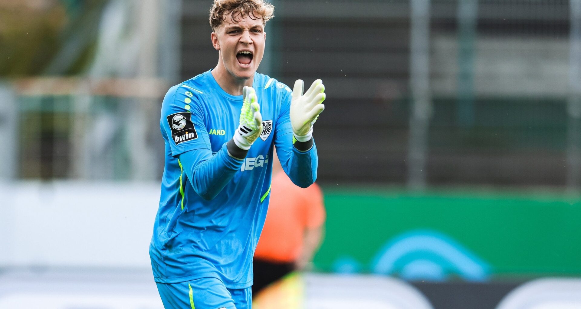 Offiziell: Johannes Schenk schreibt seine Preußen-Geschichte weiter - Leih-Torhüter vom FC Bayern wechselt endgültig an die Hammer Straße