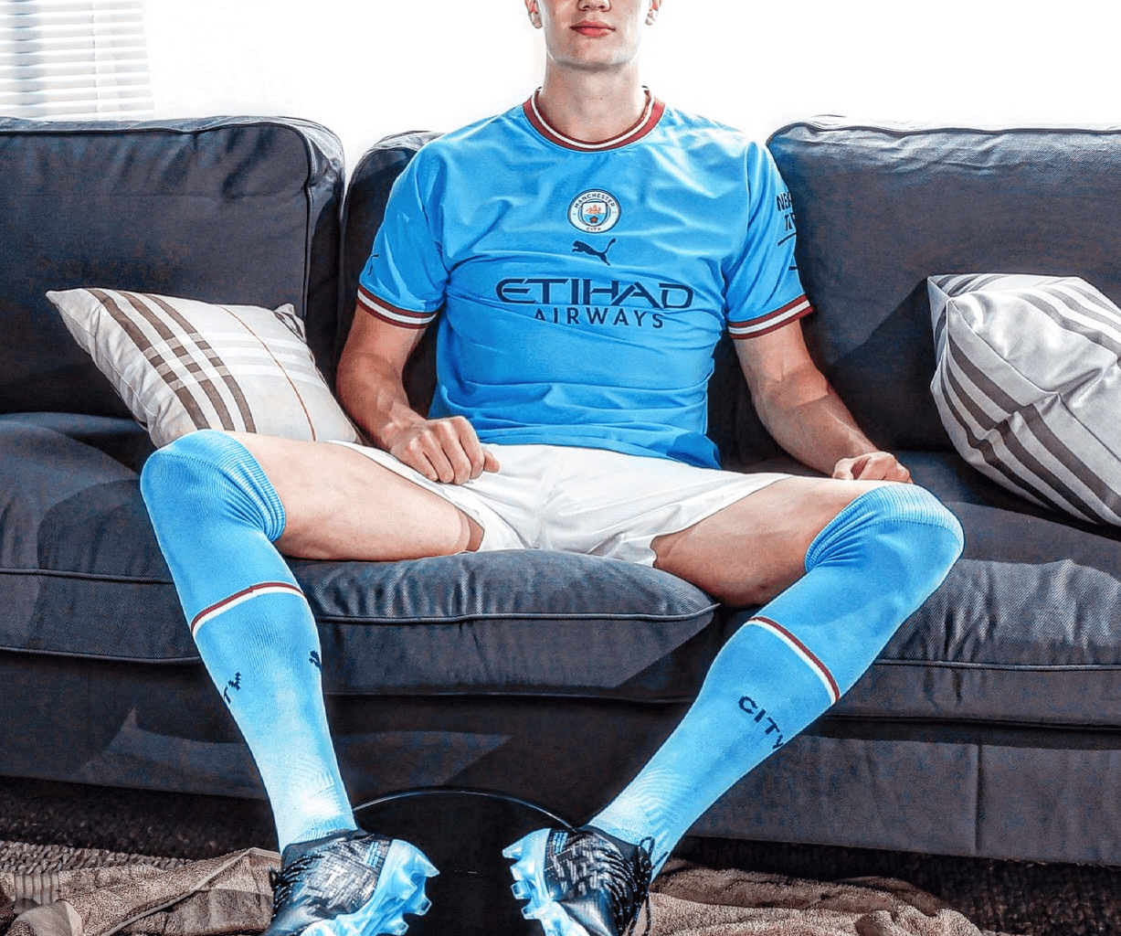 🤩 Manchester City SIGNED Erling Haaland On This Day in 2022.