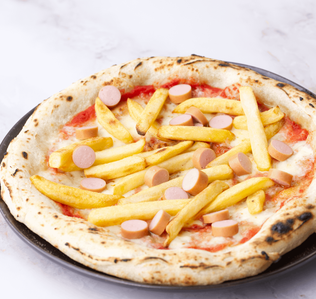 Pizza Würstel e Patatine