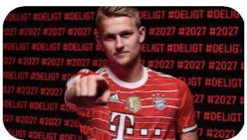 How would signing Matthijs de Ligt strengthen Manchester United's defense and what impact would it have on Bayern Munich's defense?