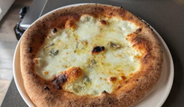 Pizza Quatre Fromages