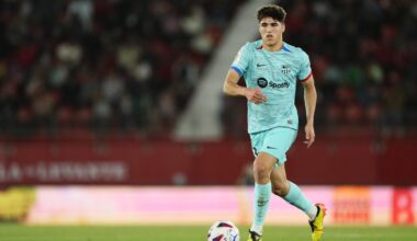 [Florian Plettenberg] Flick plans to firmly include Pau Cubarsí in the central defense for the upcoming season! Flick sees the 17 y/o as an absolute key player for the future. He has already demonstrated at FC Bayern and in the past that he can handle young players excellently. Contract until 2027.