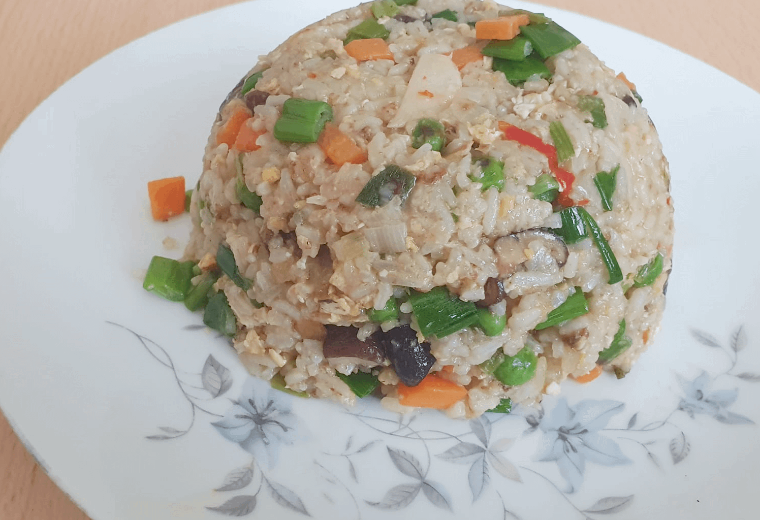 Egg fried rice with shiitake and bamboo shoots