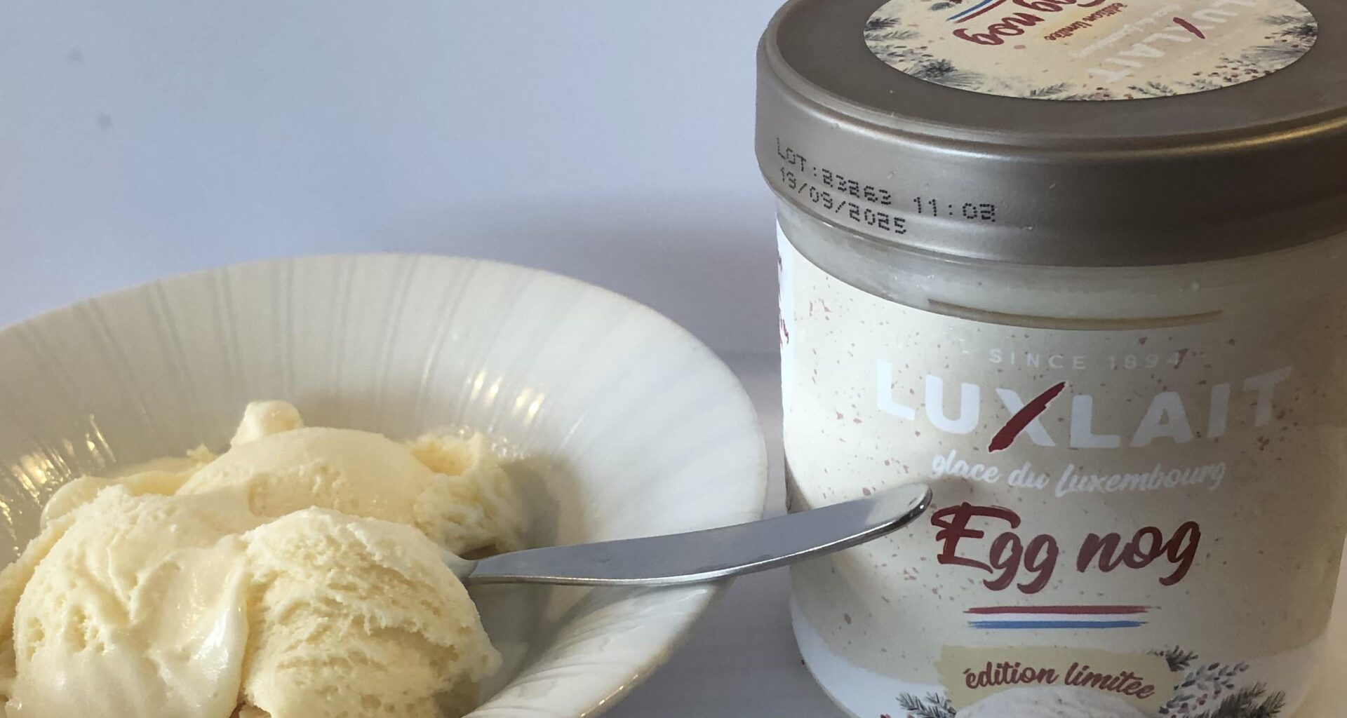 (#38) Celebrating Nationalfeierdag with some beloved Egg Nog ice cream!