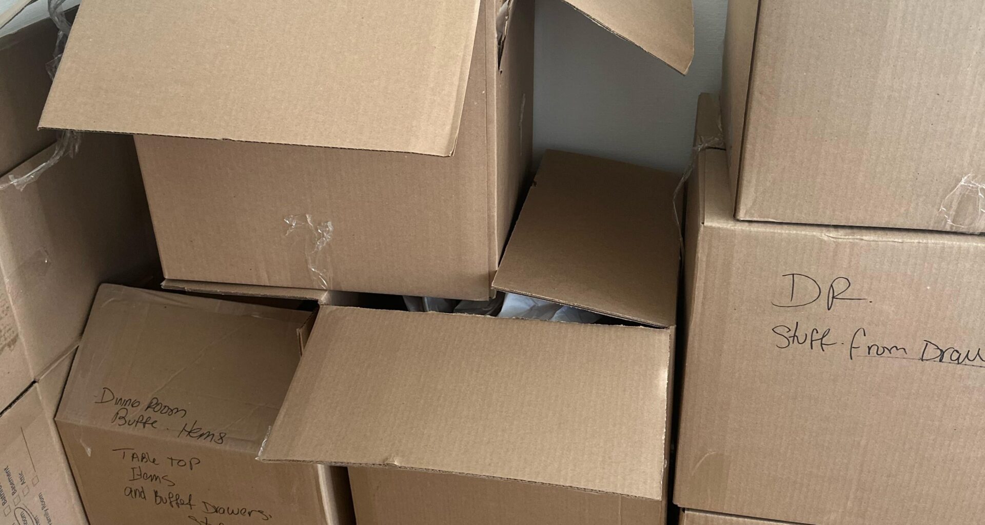 Is there a market for used moving boxes in Helsinki?