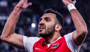 Fabrizio Romano: Benfica are currently ahead of Italian clubs for Vangelis Pavlidis. Negotiations ongoing with AZ after initial €17m plus €2m add-ons proposal.