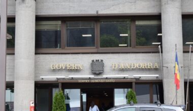 El salari dels funcionaris a debat per Govern