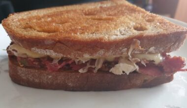 Home-cured corned beef came out beautifully. So I whipped upsome quick reubens for breakfast.