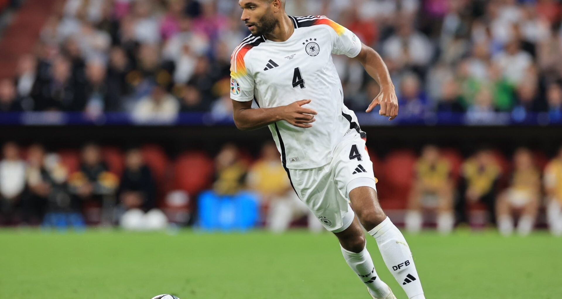 Tah's move is in jeopardy. Clubs still 'worlds apart' when it comes to the transfer fee. €40m demanded by Leverkusen is far too high, as Tah had a €18m release clause 1yr ago. Also, Bayern still have to let go of 1-2 CBs. FCB plans with having 4CBs next season