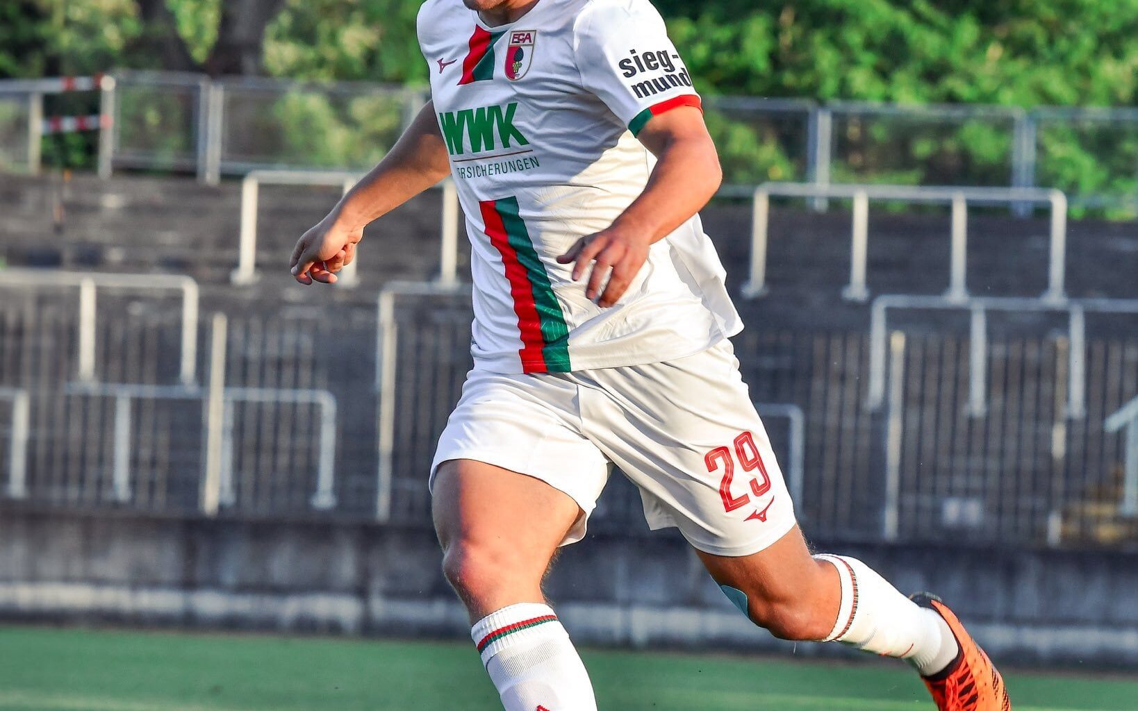Karlsruher SC leiht Lasse Günther vom FC Augsburg, der Zweitligist besitzt zudem eine Kaufoption