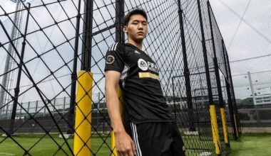 Korea's sole Premier League defender is a 19-year-old. Who is Kim Ji-soo?