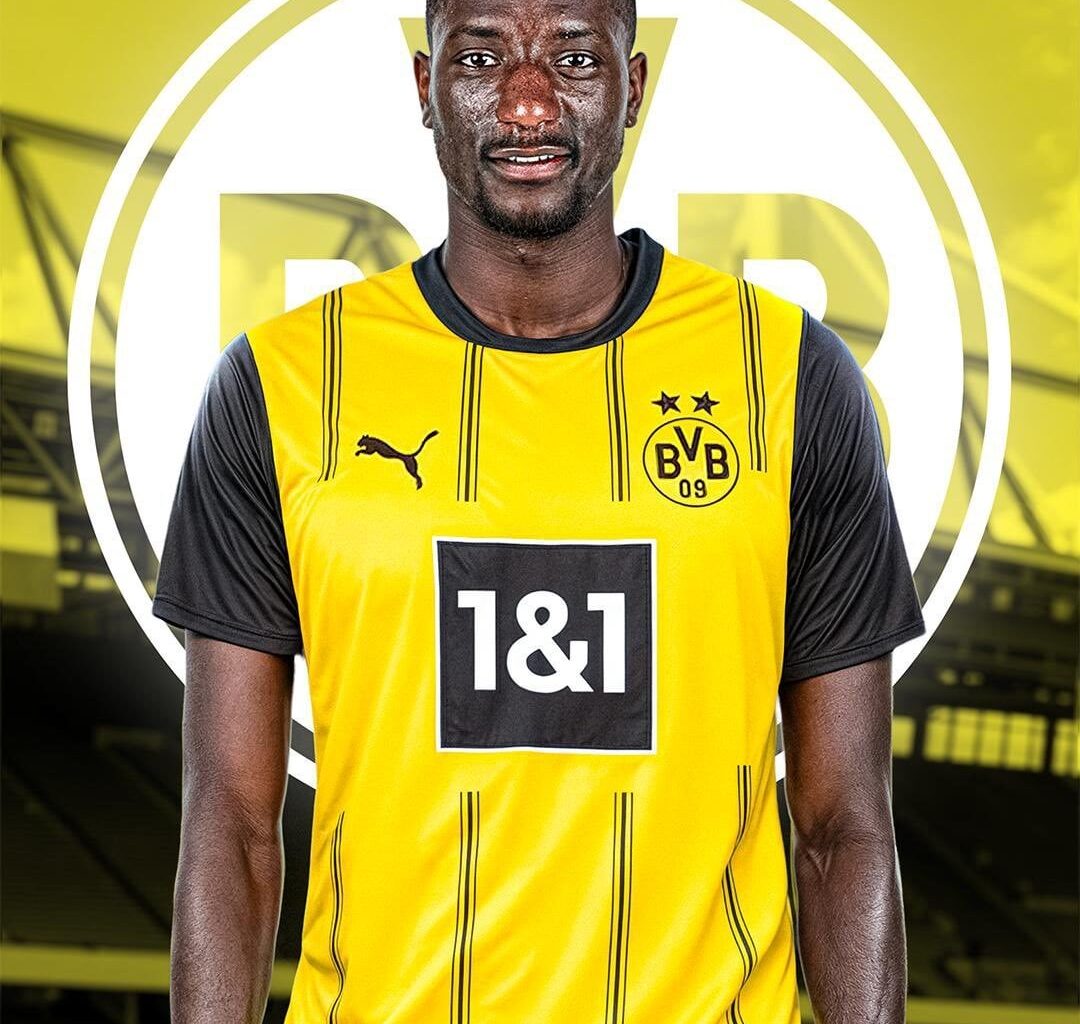 EXKLUSIV: Serhou Guirassy zu Borussia Dortmund, here we go!  BVB hat nach monatelanger Arbeit an diesem Deal grünes Licht von der Spielerseite erhalten.  Guirassy hat zugestimmt und formelle Schritte werden folgen.  BVB wird die Ausstiegsklausel von etwa 17,5 Millionen Euro an Stuttgart zahlen.