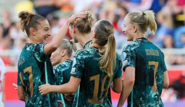 DFB-Fußballerinnen lösen in Polen EM-Ticket - Sorgen um Lena Oberdorf