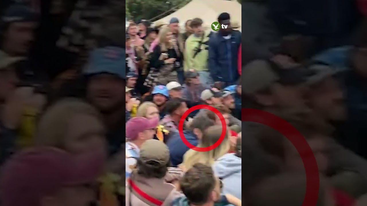 Louis Tomlinson sets up TV at Glastonbury for fans to watch England game #shorts